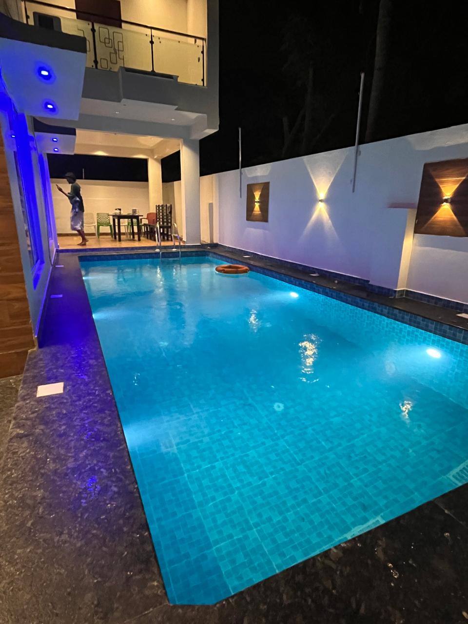 Swimming Pool 2